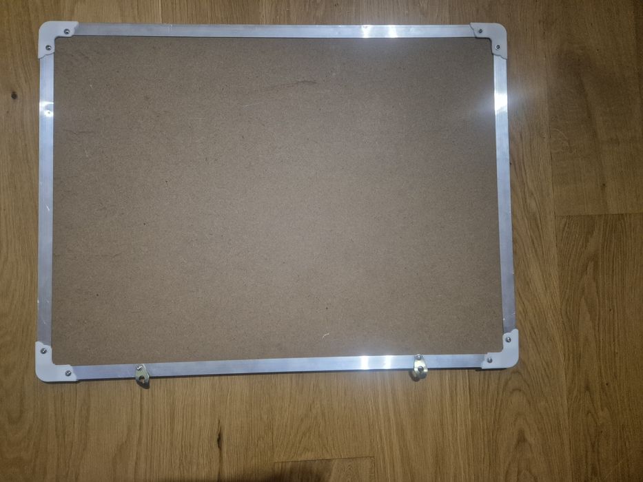 Tablica suchościeralno magnetyczna biała 60x45 cm