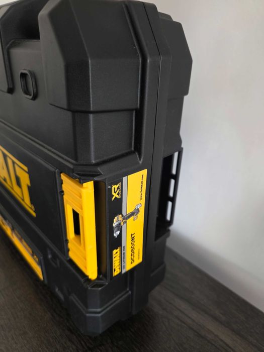 DeWALT Skrzynka Narzedziowa TSTAK WKRĘTARKA DCD800