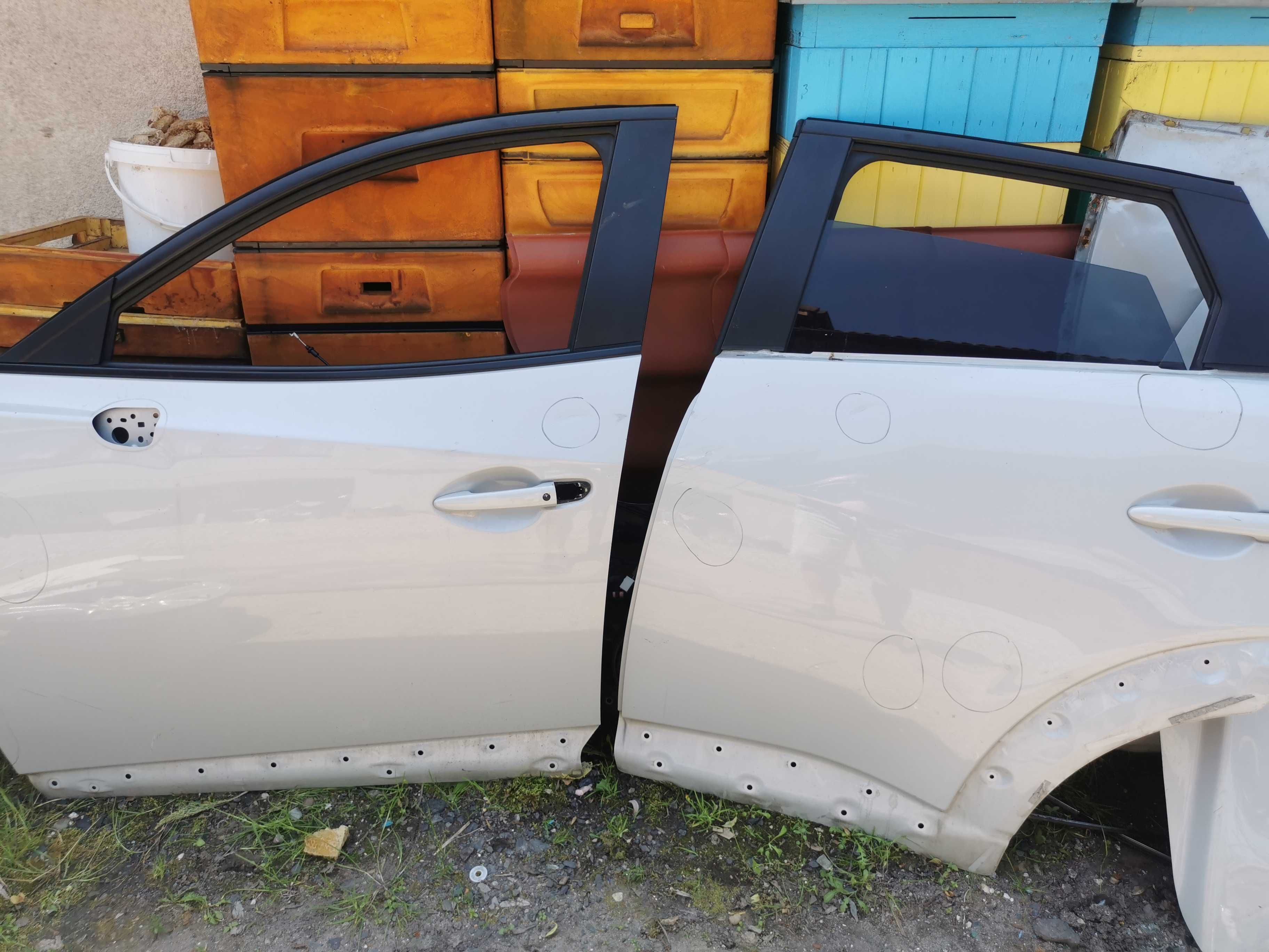 Sprzedam Mazda cx 3 drzwi lewe