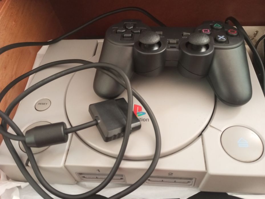 PS1 + 11 jogos + comando