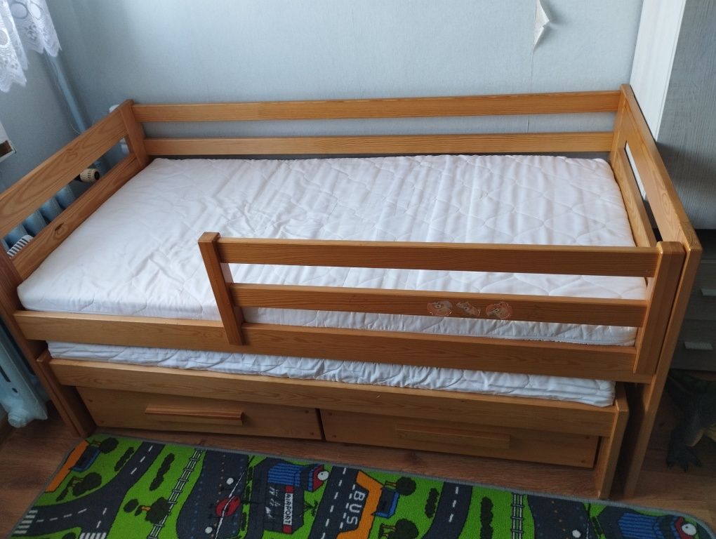 Łóżko dla dwójki dzieci