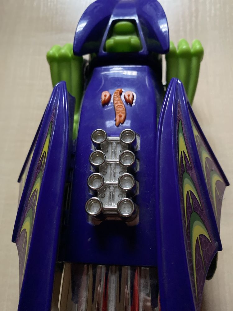 Dumel Toy State Hot Wheels Extreme Action Vampyra