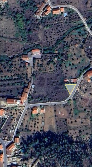Arrendo parte de terreno – 200 m² | Aldeia de Castelo (Mação)