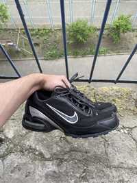 Кросівки Nike Torch 3