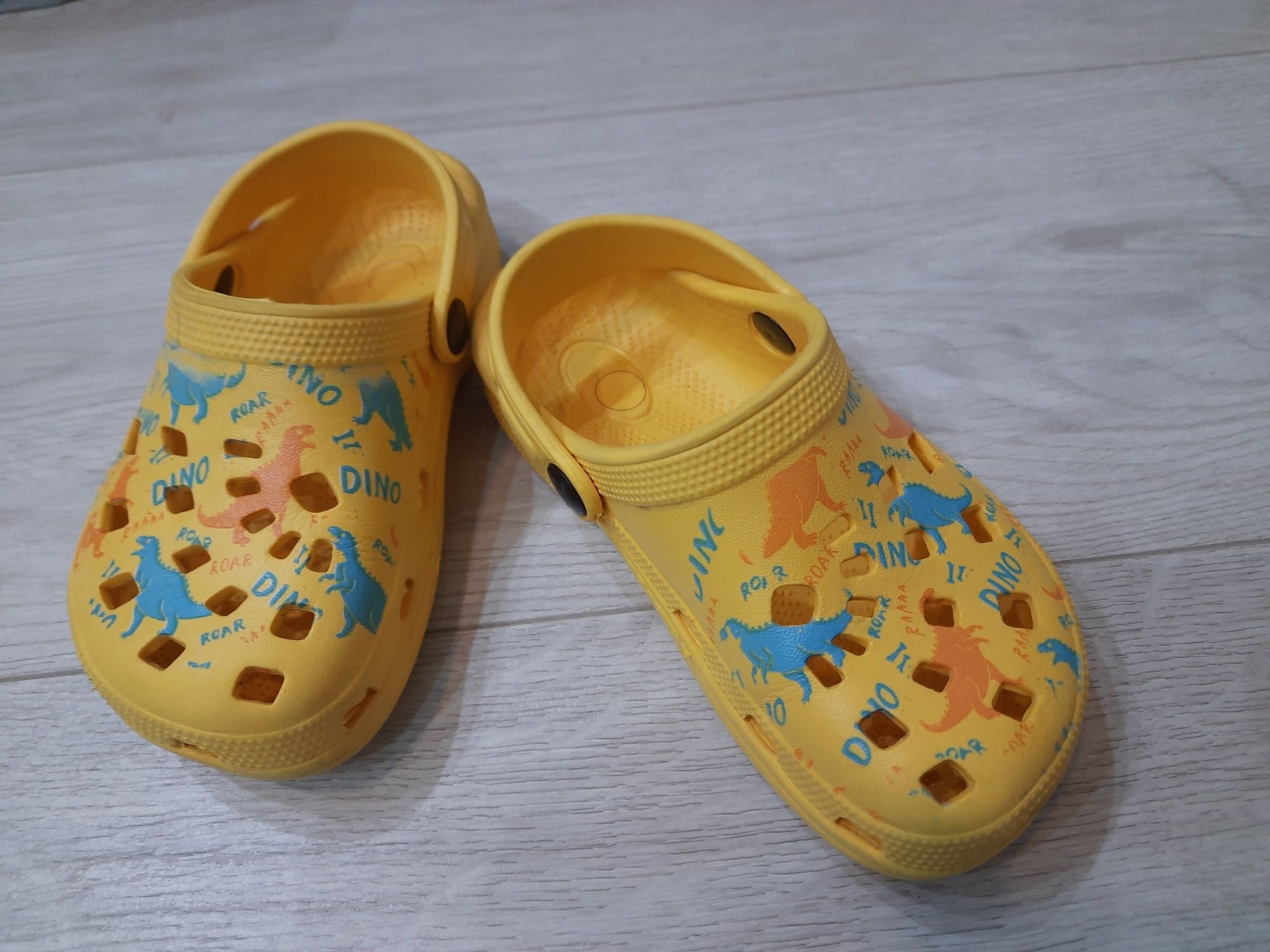 Klapki dziecięce piankowe a'la crocs roz. 27 Dinozaury.