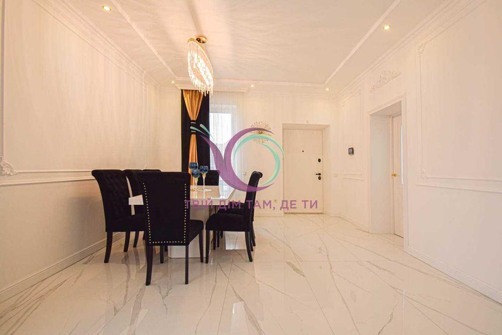 5-к. будинок 176 м2 з власним подвір’ям за вул. Гузара