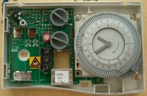 Honeywell termostat zegarowy RTU CM 31