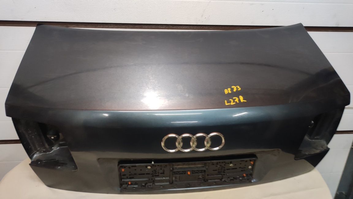 Klapa bagażnika Audi A8 D3 LZ7R 04r
