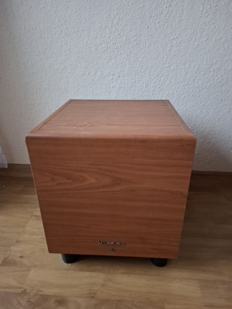Subwoofer wharfedale power cube 10