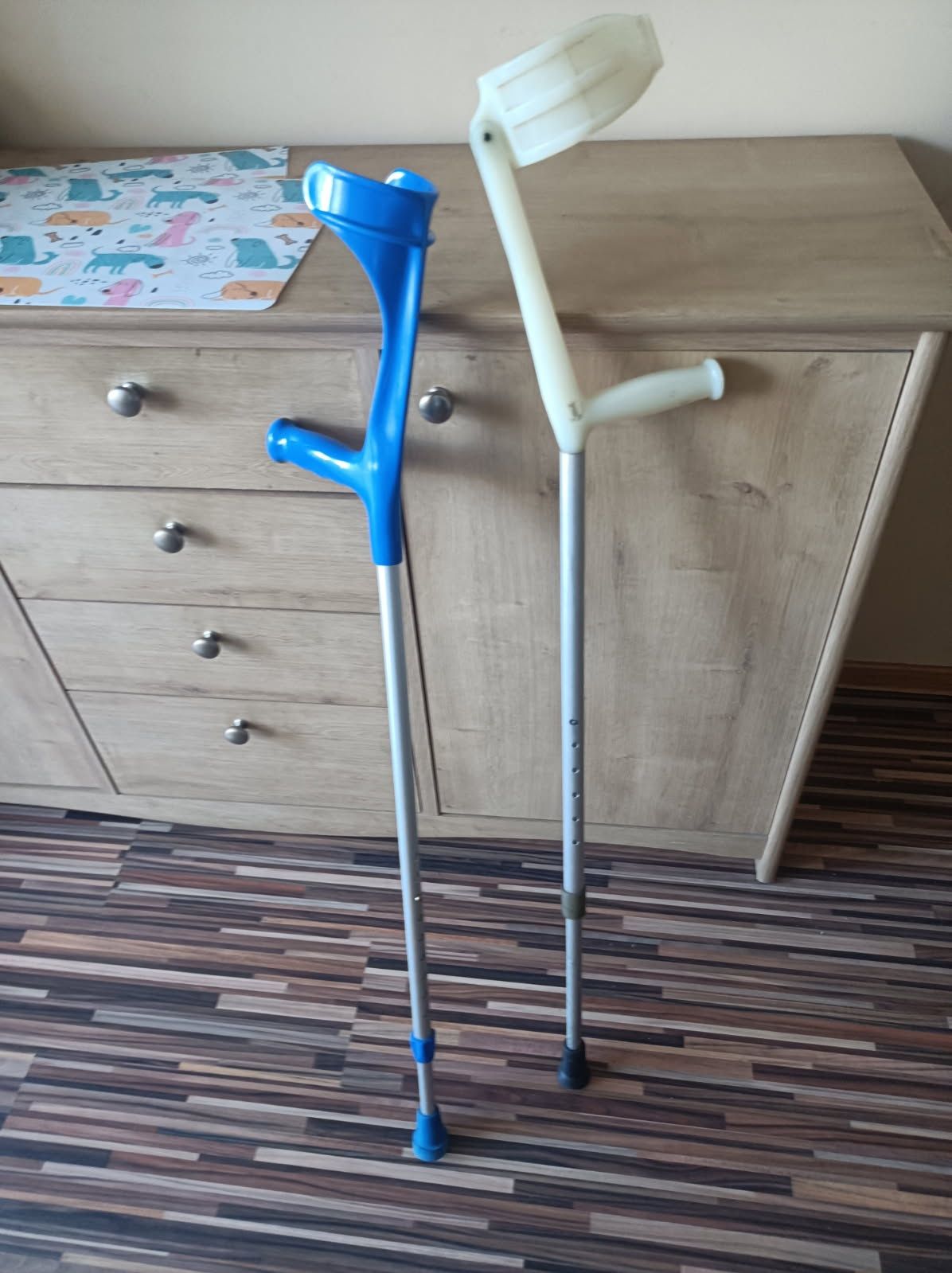 Kule łokciowe dla osoby dorosłej