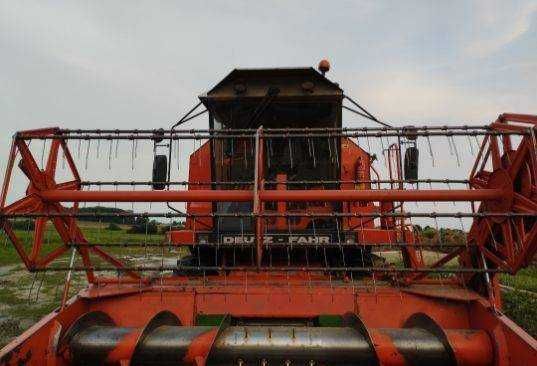Kombajn zbożowy DEUTZ-FAHR