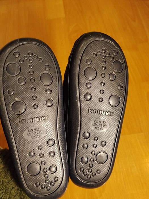 Kapcie i trampki 29 zestaw