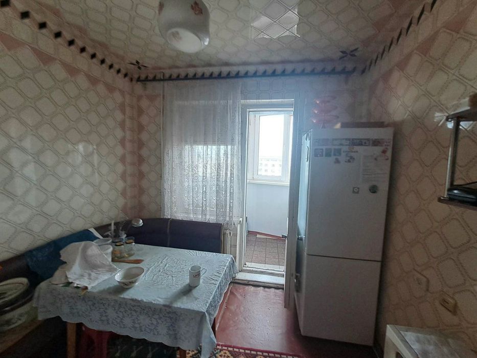 2 кімнатна. Кімнати роздільні. Сотовий проект. 3 лоджії. Загальна 54м2