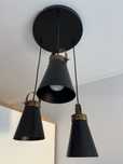 Lampa sufitowa wiszaca .