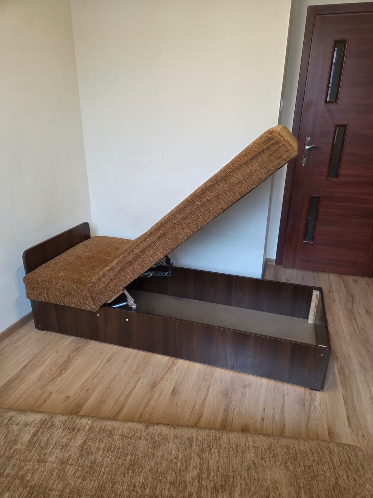 Tapczan jednoosobowy 2 sztuki