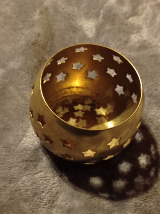 Świecznik na podgrzewacz.