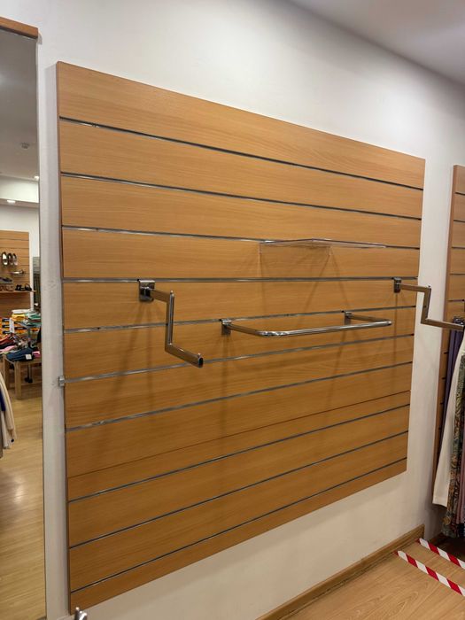 Painel de Exposição para lojas 1.20m de largura e 1.96m de altura