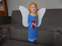 rzeźba drewniana anioł z sercem 25cm
