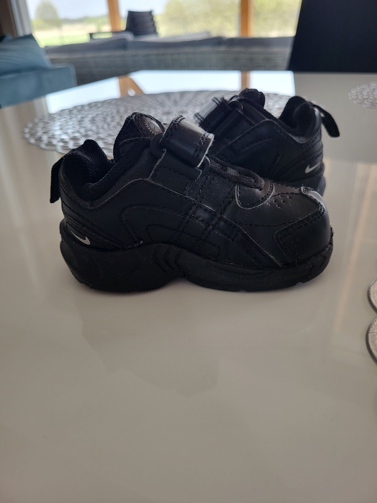 Buty buciki dla chłopca Nike rozm 19