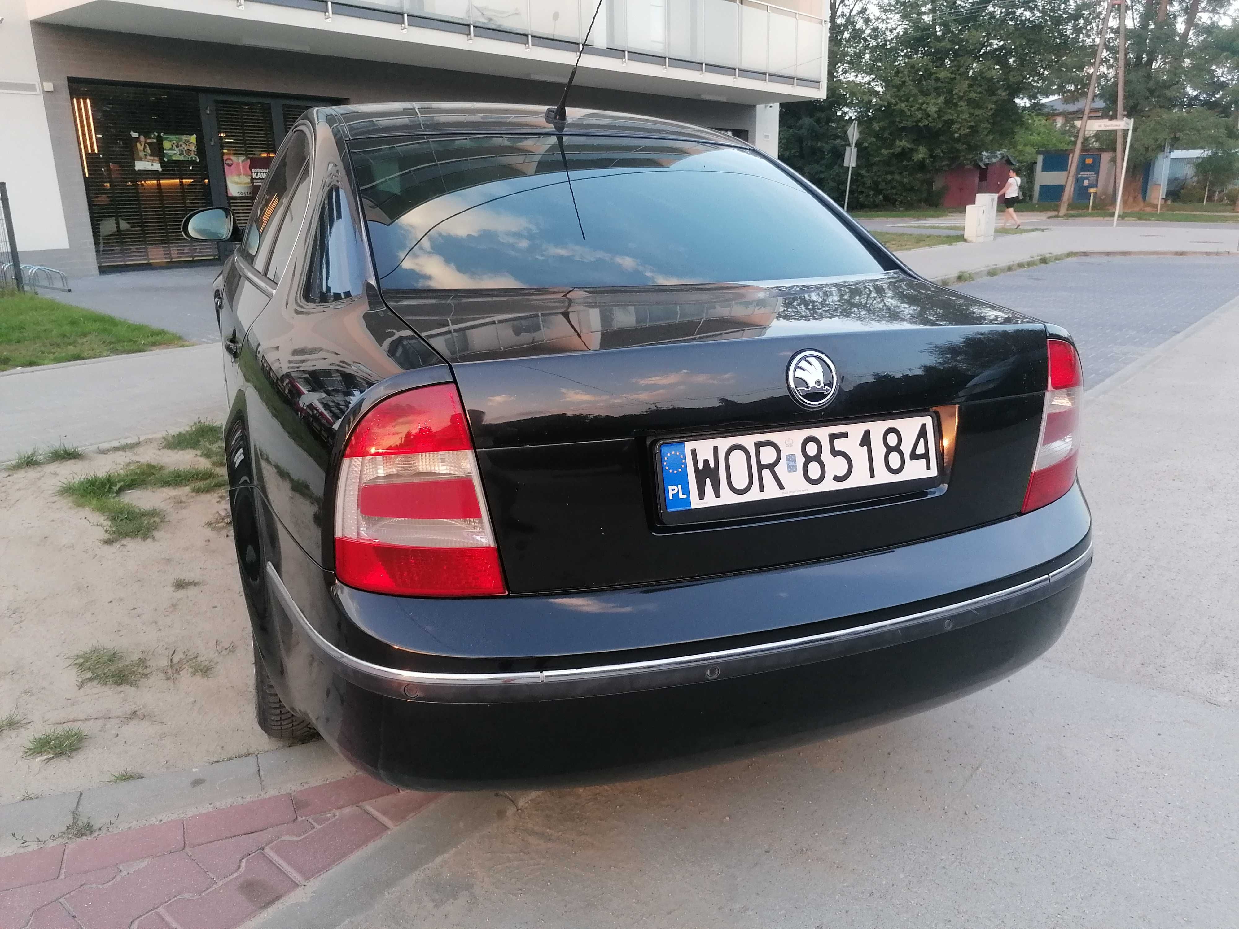 Piękna Skoda Superb 2,8l z gazem 2007r