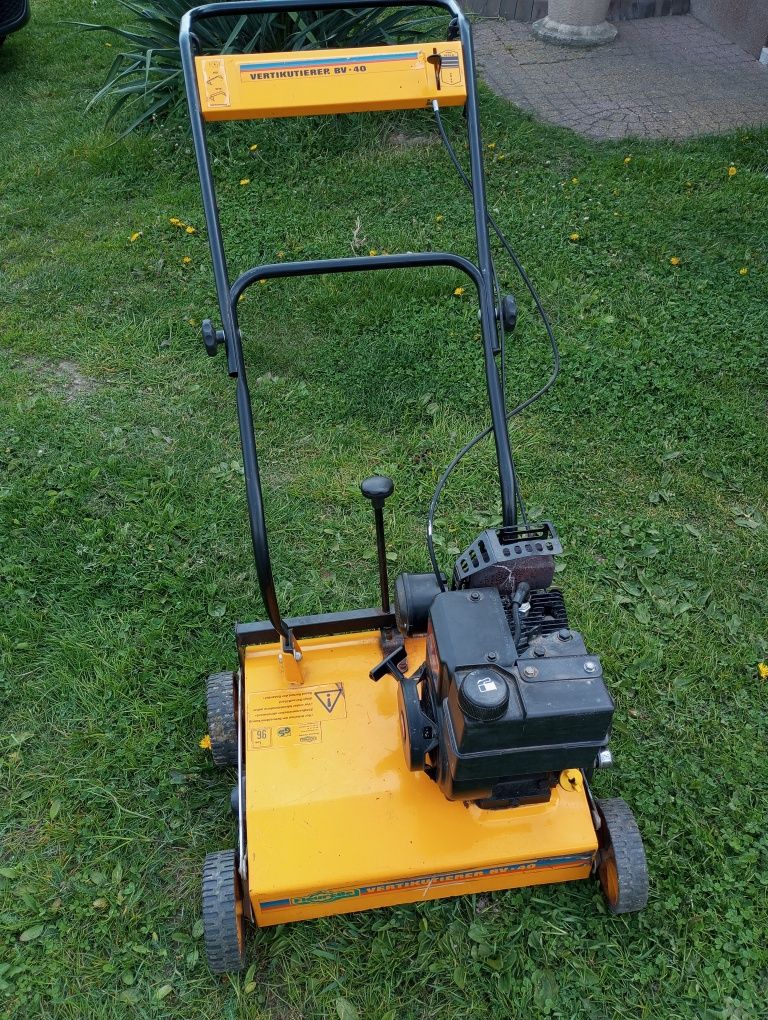 Wertykulator  tecumsech 3,5 km areator   aerator spalinowy z koszem