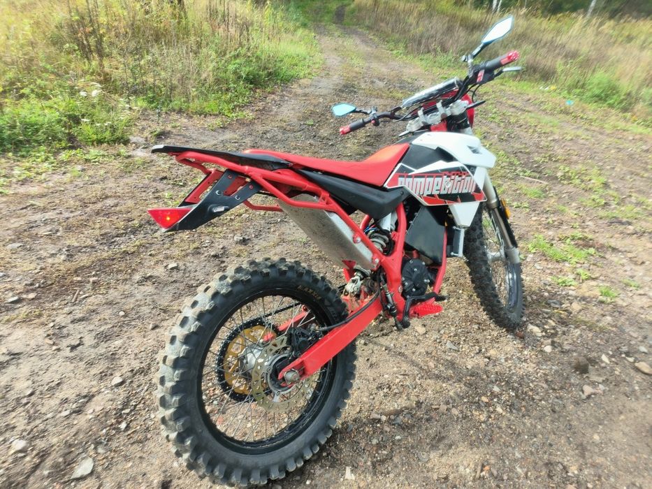 Elektric enduro (surron Stark varg)