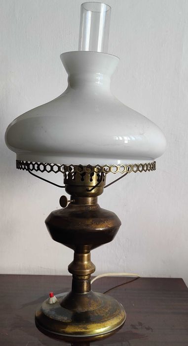 Stara lampa stołowa PRL