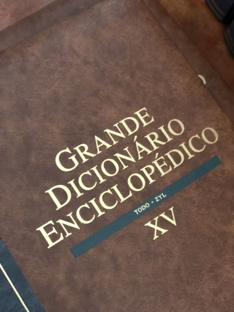 Grande Dicionário Enciclopédico