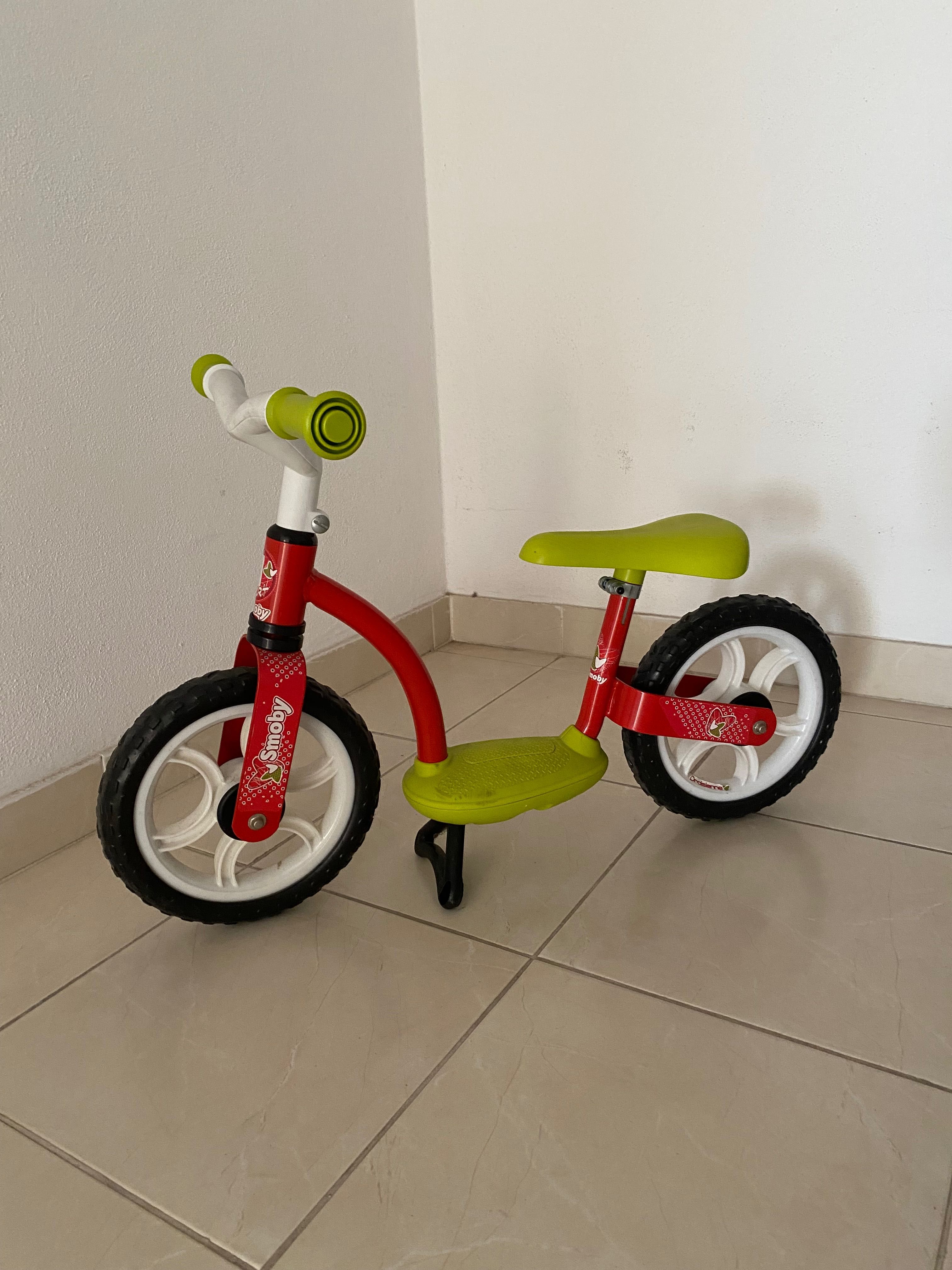 Bicicleta para criança sem pedais/ equilíbrio