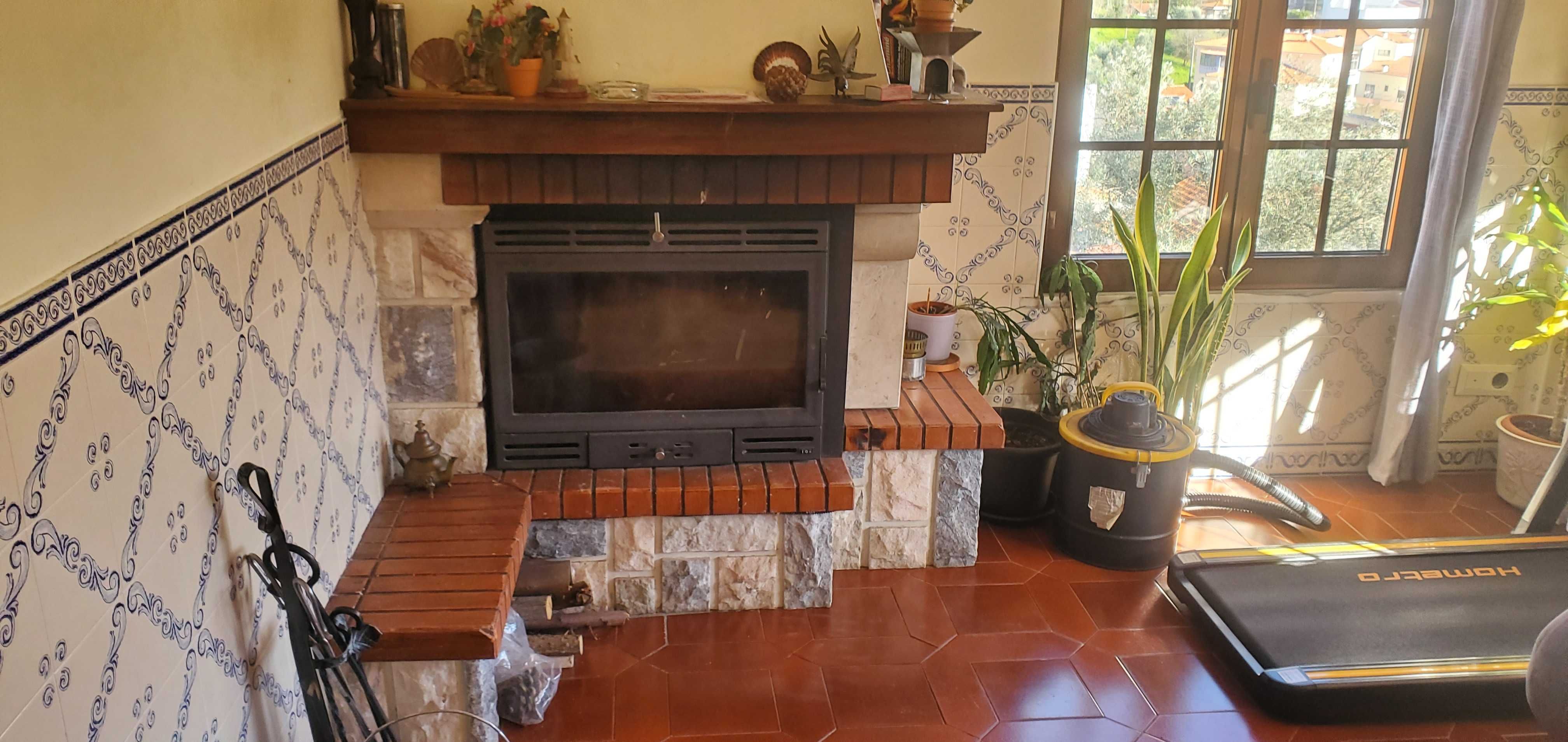 Lareira de canto com recuperador de calor