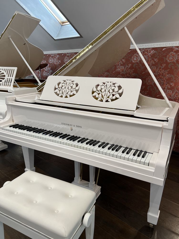 Рояль білий, чорний , коричневий Steinway, Bösendorfer, Bechstein …