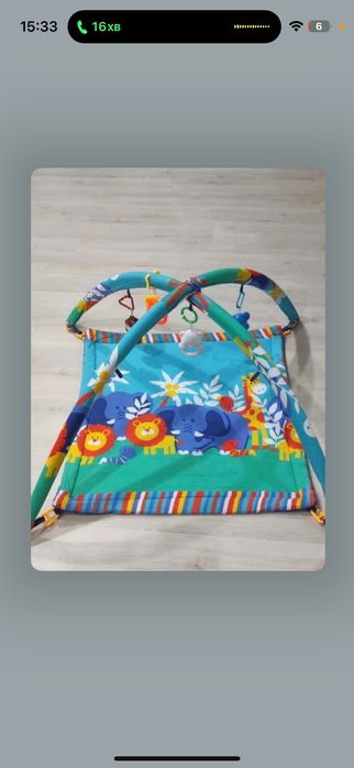 Розвиваючий килимок дитячий, стан ідеальний, робочий, з іграшками