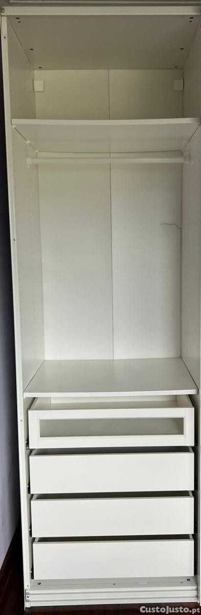 Roupeiro PAX Branco e porta em espelho 150x66x236 cm