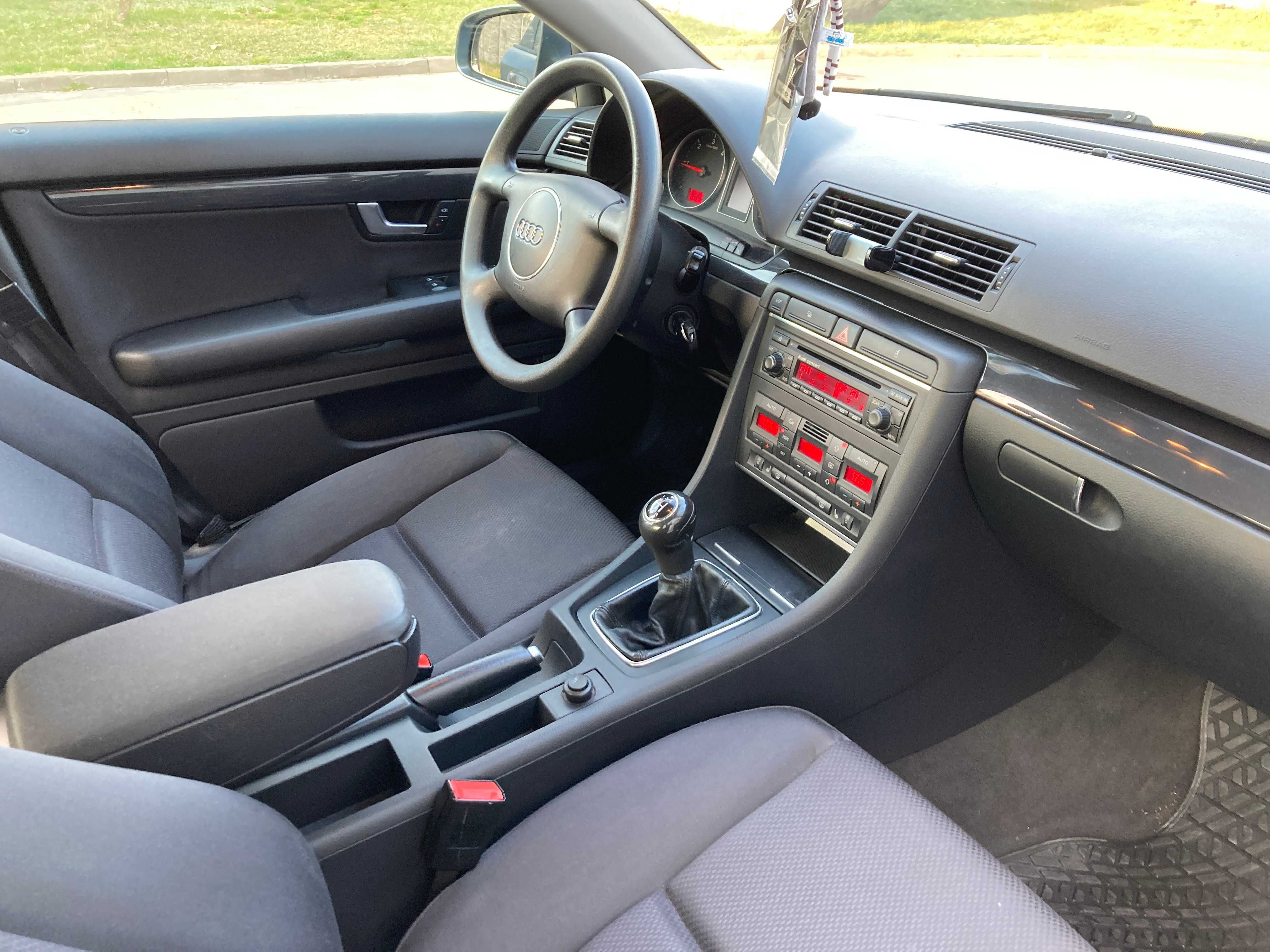 Audi A4 1.9TDI*Małysz*Klasyk*Klimtron*Po serwisie*Nowe opony