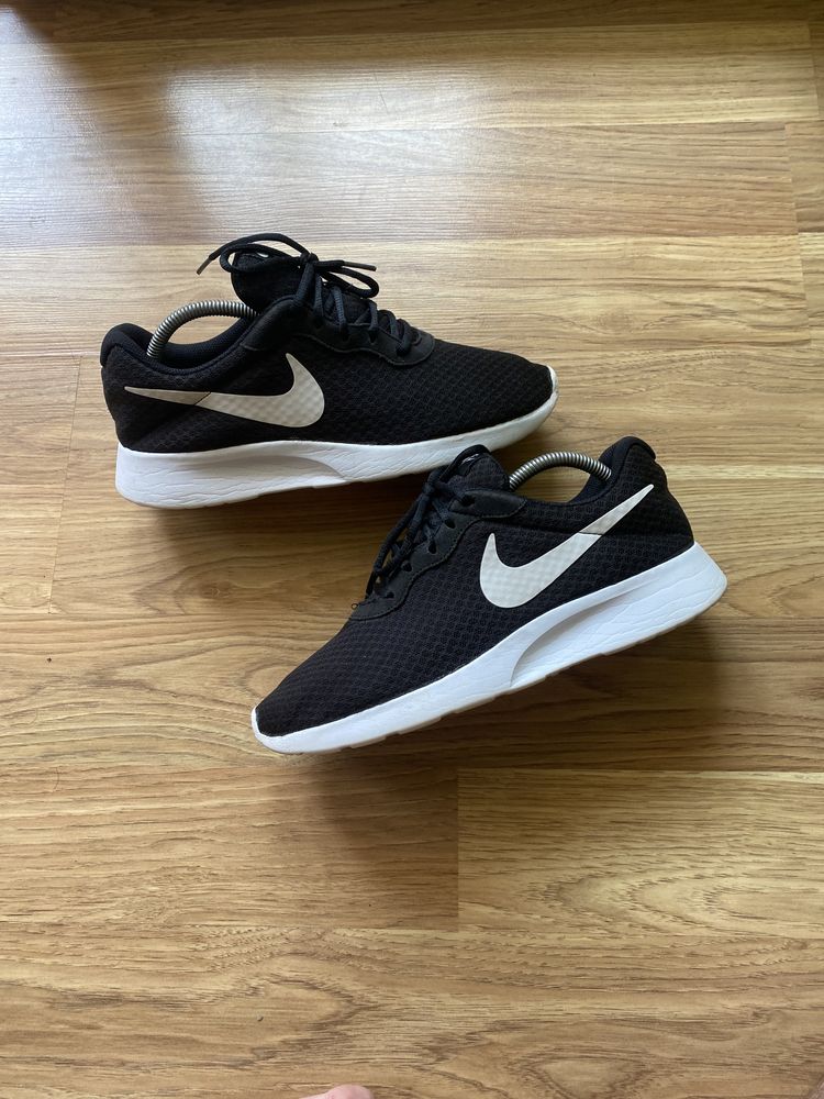 Чоловічі кросівки Nike Tanjun