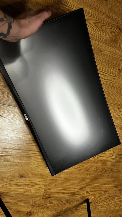 Монітор acer ED240Q 180герц з кранштейном