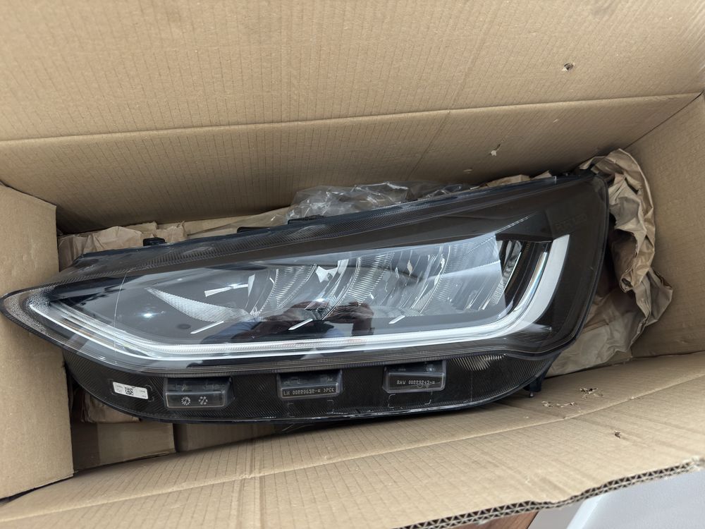 Farol led Ford Focus MK5