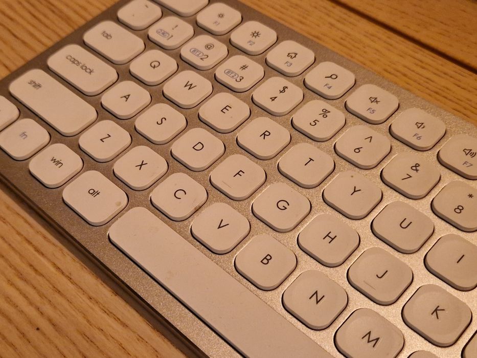 Klawiatura bezprzewodowa premium bluetooth