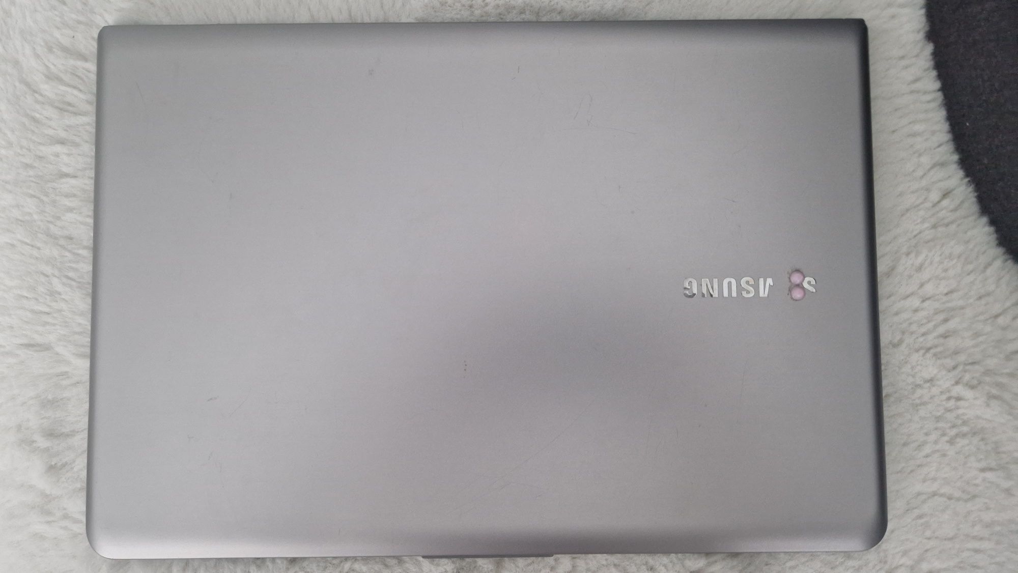 Laptop Samsung używany