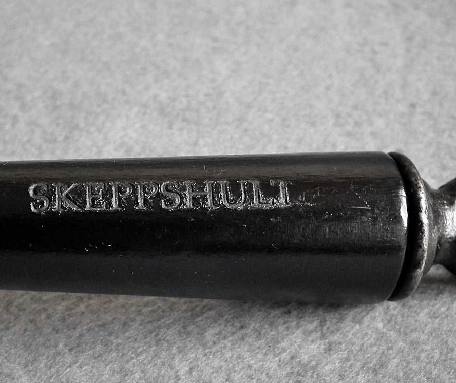 Szwedzka grillowa patelnia żeliwna SKEPPSHULT  28 cm, do indukcji