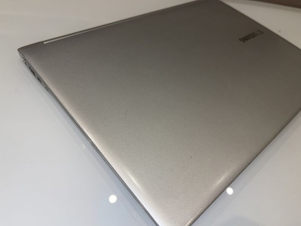 Laptop Samsung Series 9 ultraleve 13.3''