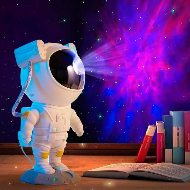 Детский светильник Астронавт 23см Проектор с Галактикой 8 эффектов