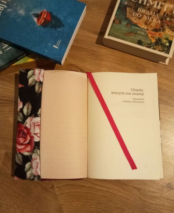 Otulacz na książki. Etui. Okładka.