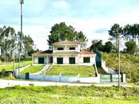 Moradia em Pombal, Albergaria dos Doze