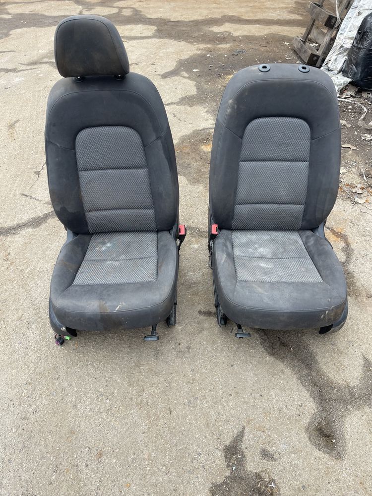 Передние сидения Audi Q5 2012-2017  Airbag безопасность