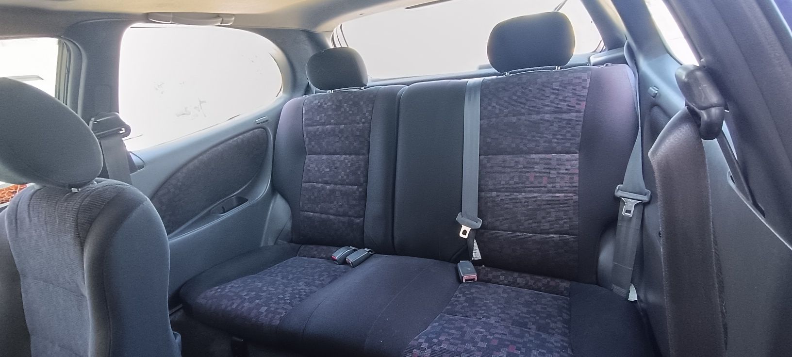 Toyota Corolla G6 1.4 ano 2000
