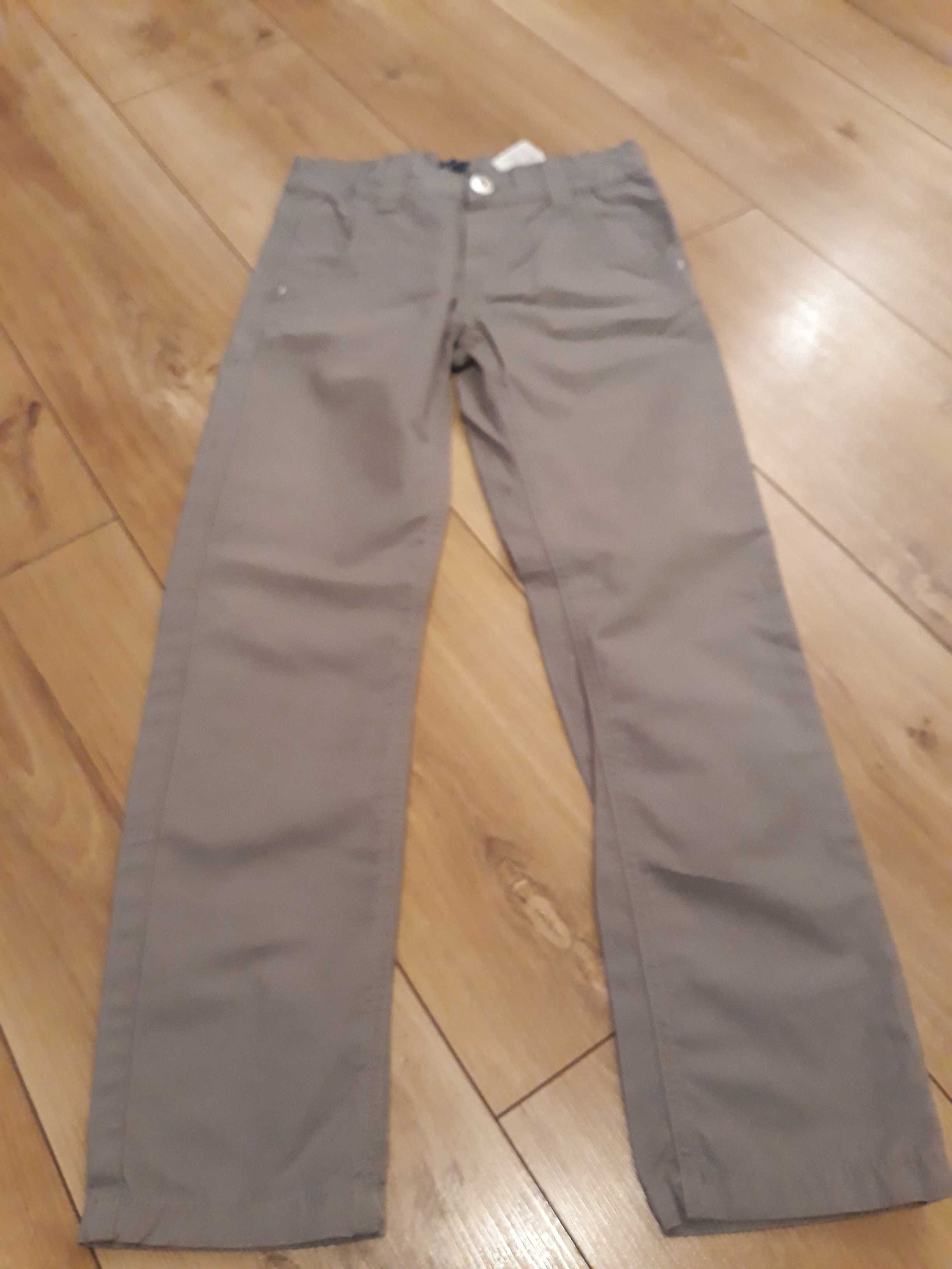 Spodnie chłopięce firmy 5-10-15 rozmiar 134cm