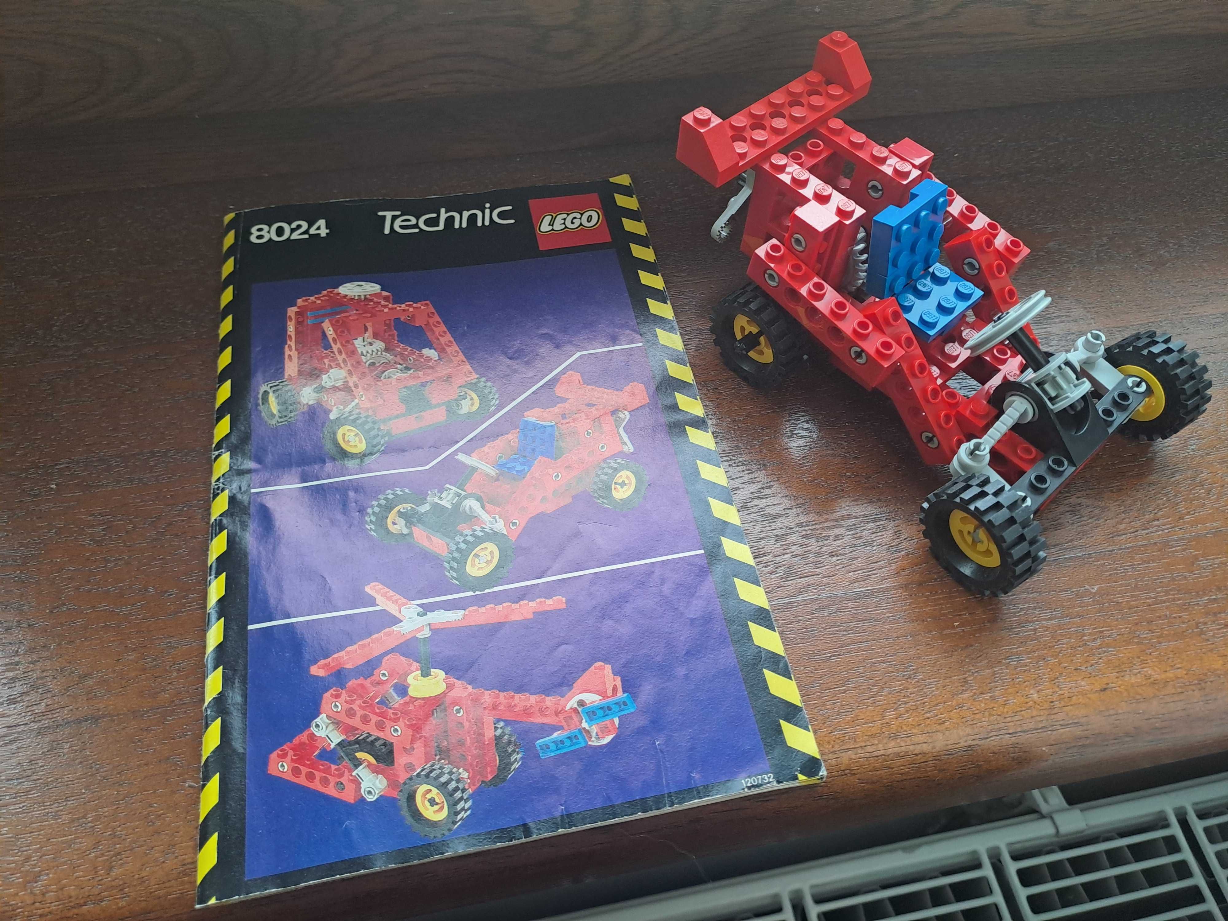 Lego Technic 8024 Universal Set - rok 1989
