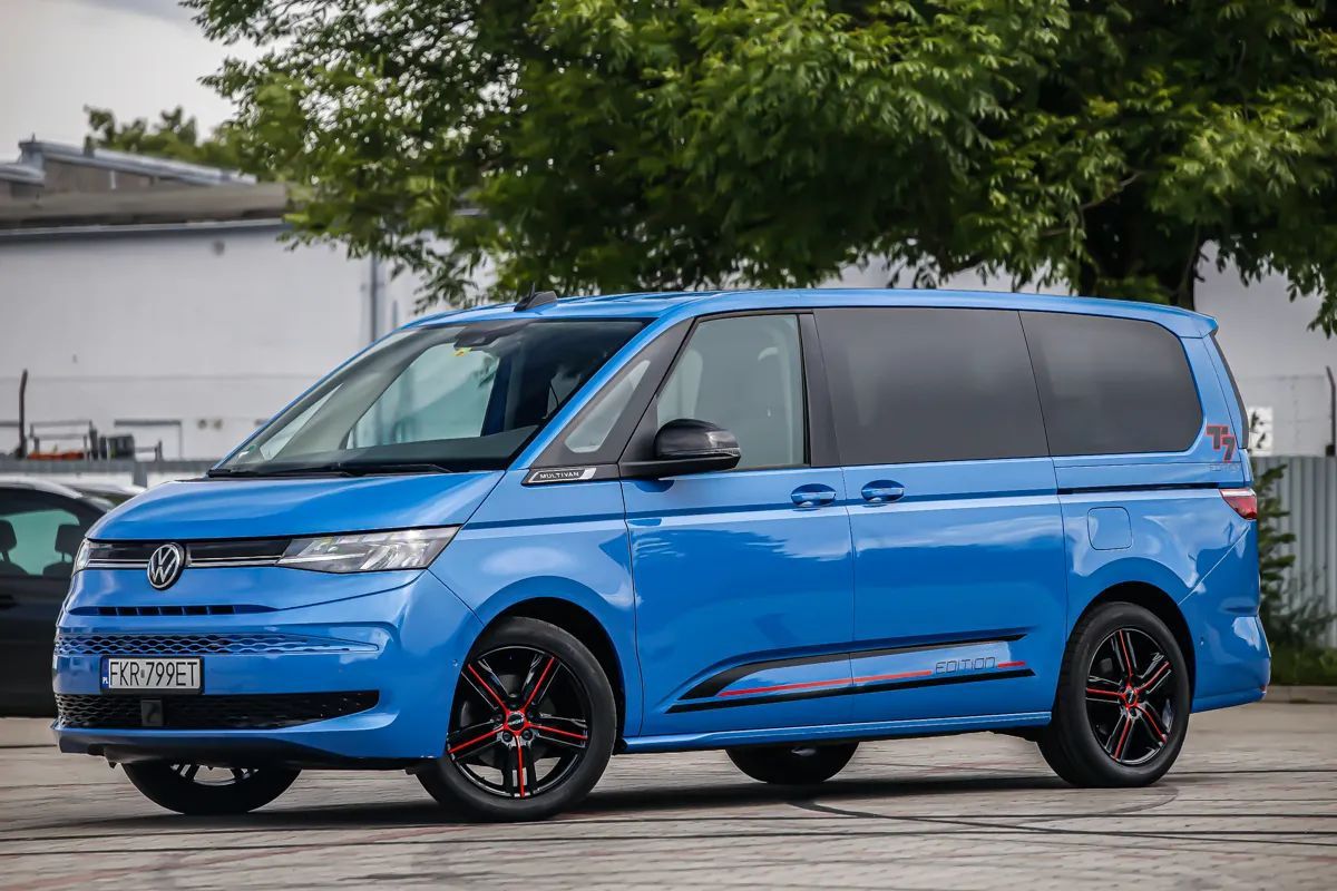 Volkswagen Multivan Multivan T7 EDITION 7miejsc VAT23% Alcantara Hak 285PS