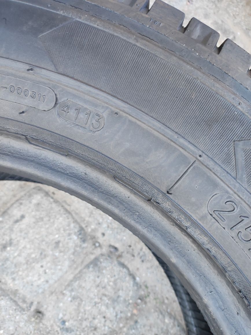 215.65.16c Dwie opony zimowe Targum